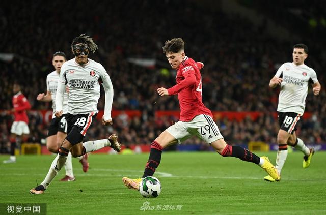 通过耐心的 通过耐心的